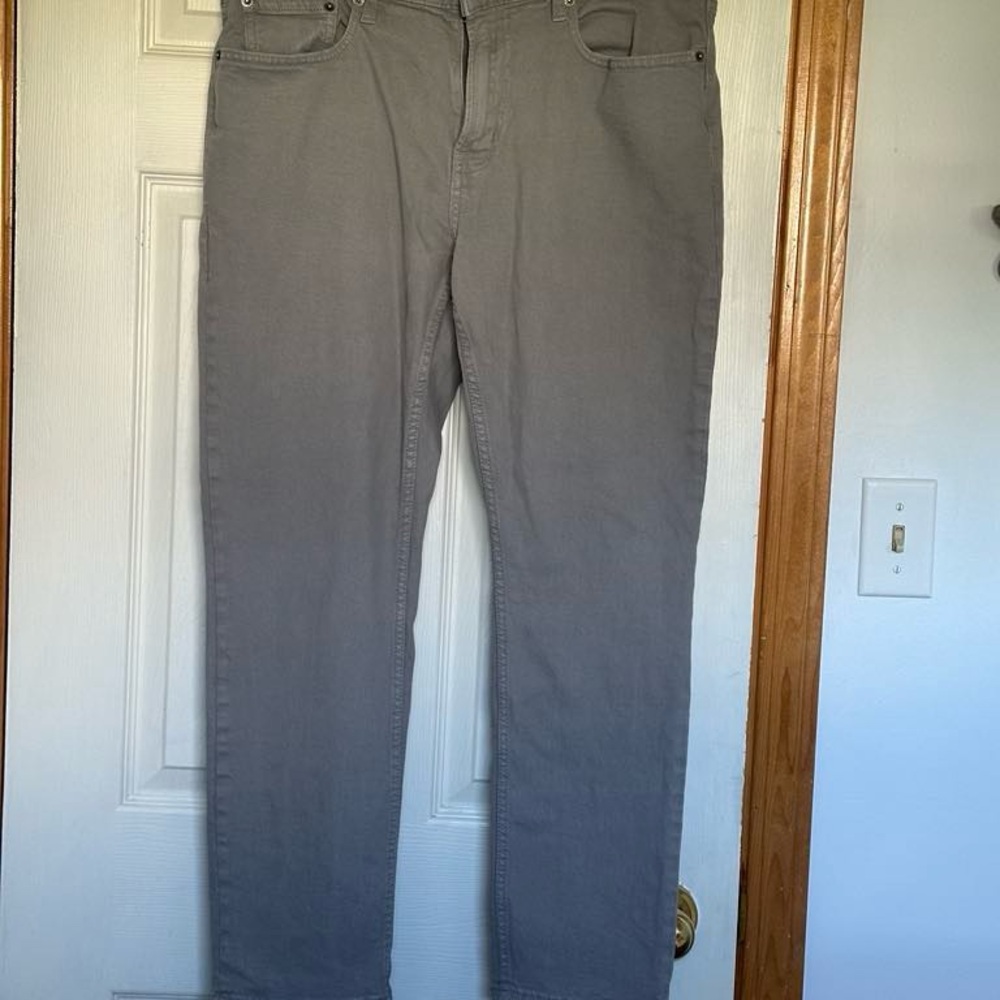 🛍️ Old Navy Men's Straight Gray Jeans